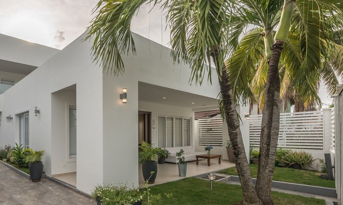 San Andres Casa | Casa moderna en el extremo norte