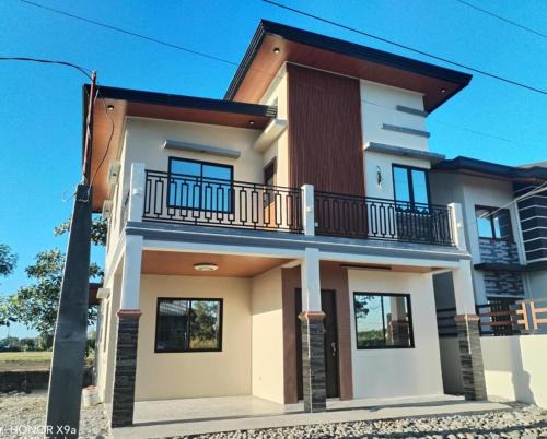 Iba Apartamento | Modern house with a mountain view