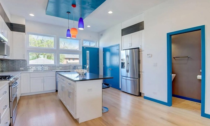 West Town Casa | 🌟 Modern Humboldt Park 5-Bed, 3.5-Bath Home 🌟