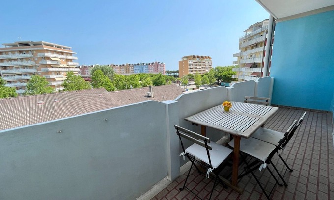 Porto Santa Margherita Apartamento | Luminoso apartamento con terraza - Beahost