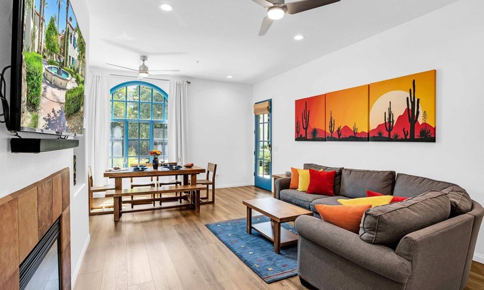 La Quinta Condominio | Modern King 2BR/2BA Legacy Villa near Main Pool