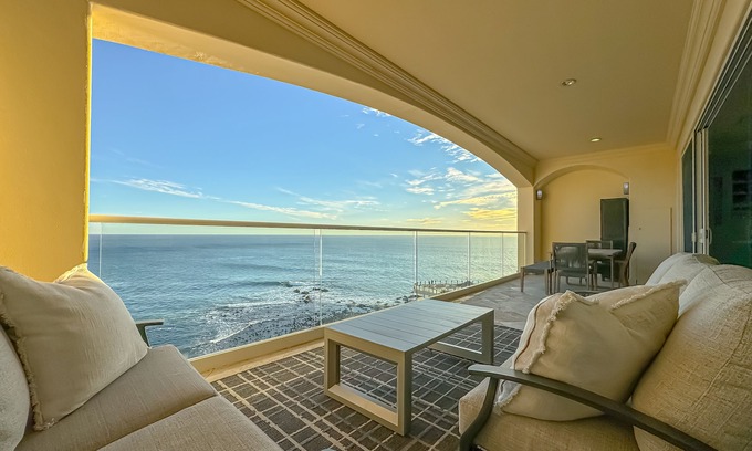 Rosarito Condominio | Modern|LasOlasCondo|Pools&Jacuzzis|6thFLR|Rosarito
