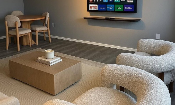 Downtown Hartford Apartamento | Modern Living: 1-BR Near XLCenter|ConventionCenter