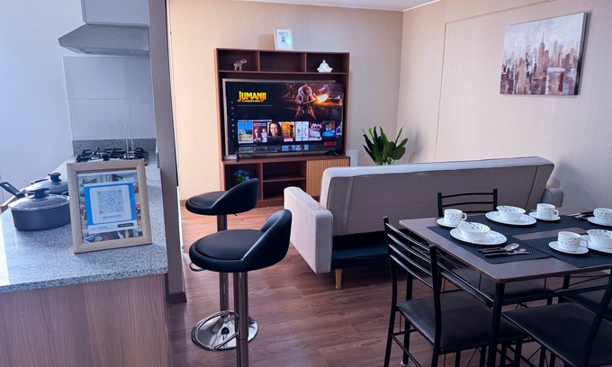 Surquillo Apartamento | Moderno Loft 2 BR con Balcón cerca a Miraflores