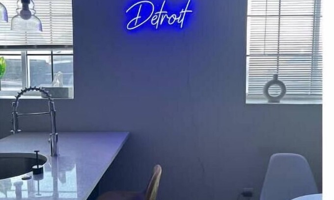 Detroit Apartamento | Modern Loft!/Free Parking/Long Stay Friendly!