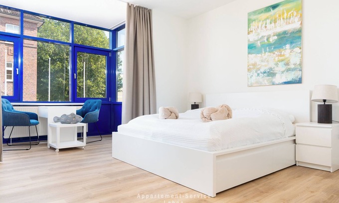 Laboe Apartamento | Modern loft with fjord view - perfect for relaxation or workation