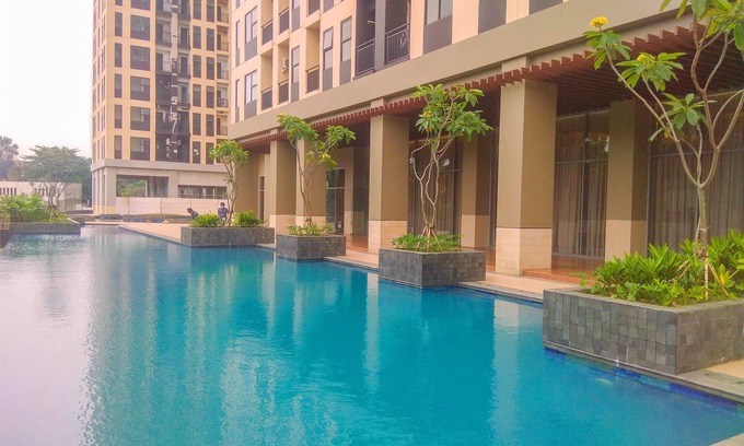 Bekasi Apartamento | Modern Look 2BR Corner Transpark Cibubur Apartment