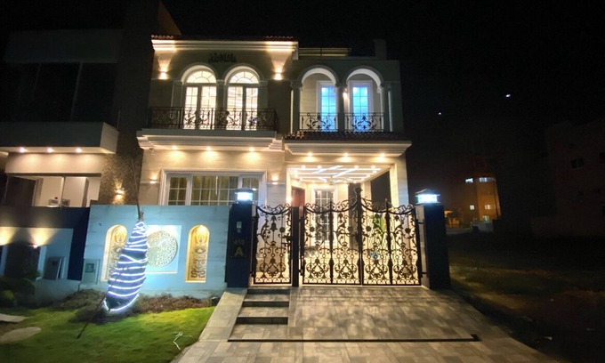 Lahore Casa | Modern Luxury Home DHA