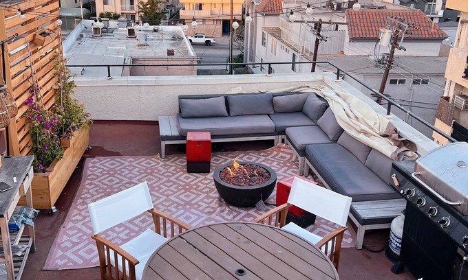 Sawtelle Casa | Modern Luxury Townhouse With Panoramic Views!