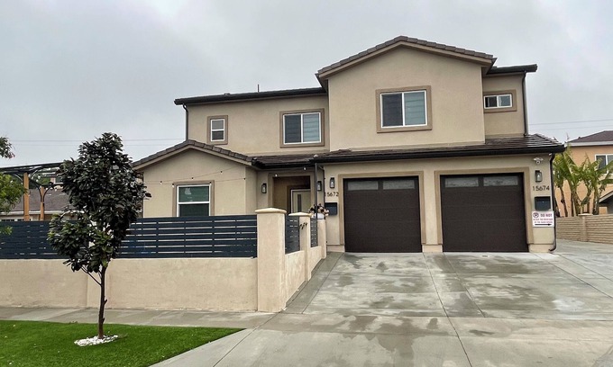 Westminster Casa | Modern Midway City Home