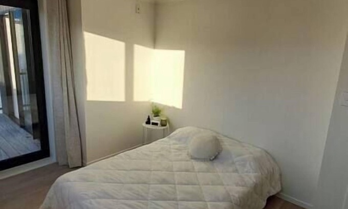 Northcote Apartamento | Modern near parks, shopping, and dining. family-ready!