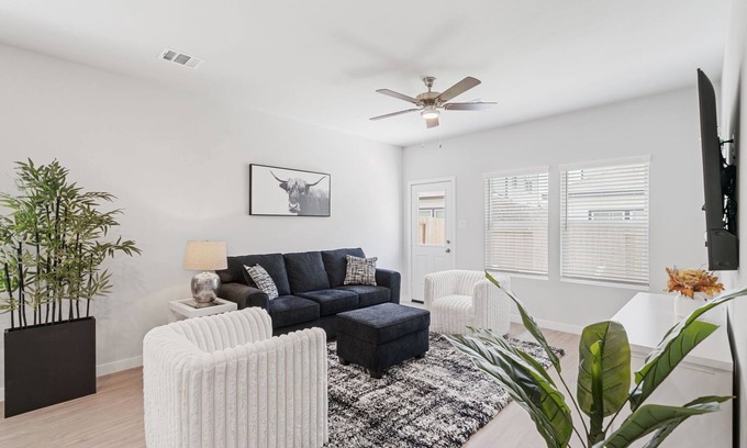 Sterling Ridge Casa | Modern New House The Woodlands!