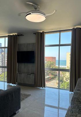 North Beach Apartamento | Modern Ocean-View Apartment