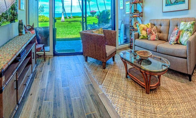 Kaunakakai Condominio | ¡Disfrútalo todo! Suite frente al mar recientemente renovada con cocina completa, TV + ventiladores de techo – Molokai Shores 131