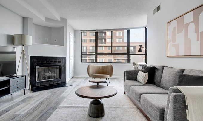 Pentagon City Apartamento | Modern Pentagon City 1BR w/ W/D, Gym & Lounge, near Metro, by Blueground