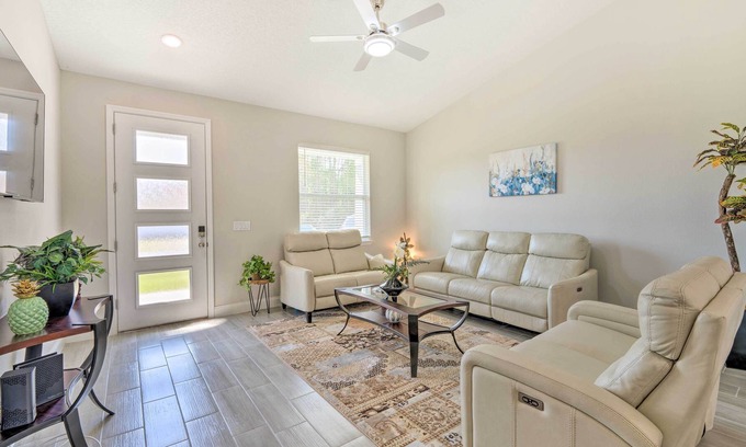 Poinciana Casa | Modern Poinciana Gem w/ Game Room, 18 Mi to Disney