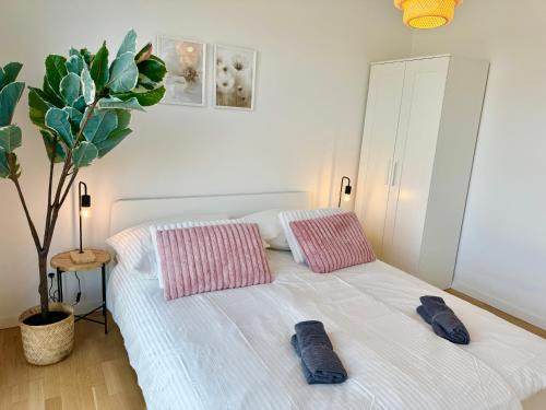 Wiener Neudorf Apartamento | Modern Premium Apartment mit Balkon