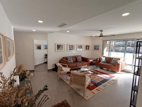 Alicante City Centre Apartamento | Modern Rambla Mercado Apartment