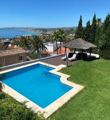 Urbanizacion Puerto de Estepona Apartamento | Modern & Relax Apartment in Estepona, Perfect for Families