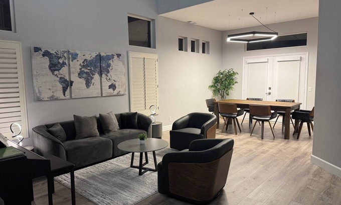 Northwood Point Casa | Modern Remodeled Irvine Northwood Home