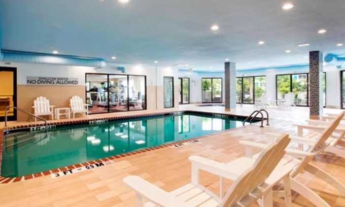 Briarcliffe Acres Hotel | Modern Retreat Near Barefoot Landing | Outdoor Pool Access + Free Parking
