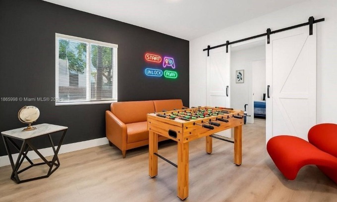 Buena Vista Casa | Modern Retreat Near Wynwod & Desing District