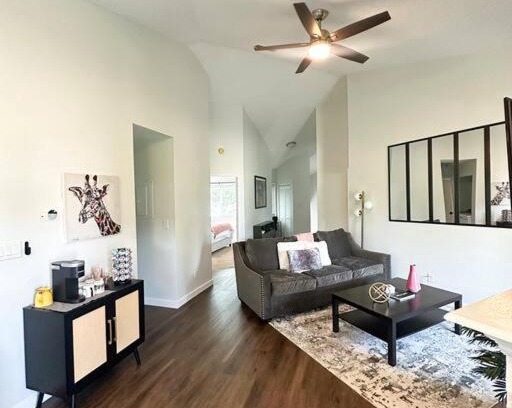 Huntsville Apartamento | Modern Rocket City Condo - 3 min to Mid-City