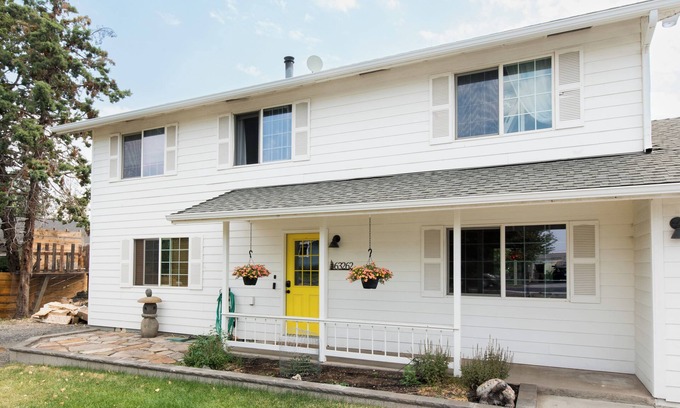 Boyd Acres Casa | Modern Rustic 4BR Farmhouse
