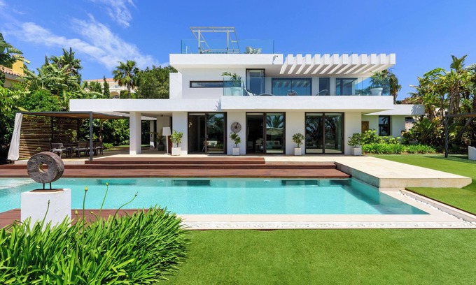Torrequebrada Villa | Modern Sea View Villa Benalmádena