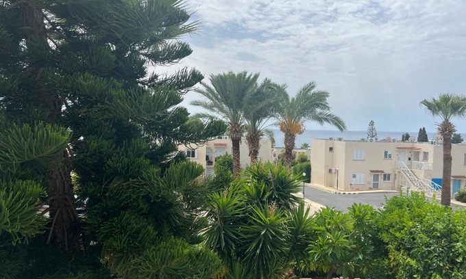Pegeia Apartamento | Modern Seaview Townhouse in Coral Bay