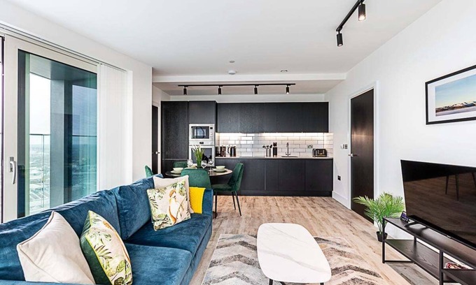 East Acton Apartamento | Modern Sky-High Flat In North Acton