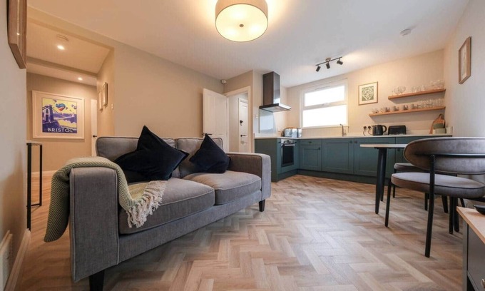 Southville Apartamento | Modern Southville Escape | City & Harbourside