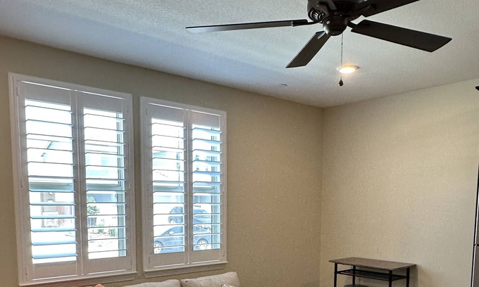 Roseville Apartamento | Modern Space-Private Entrance-Great Area