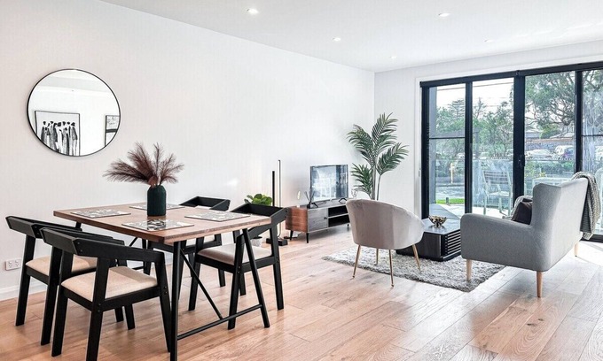 Glen Waverley Casa | Modern Spacious 3BR2BA townhouse Glen Waverley
