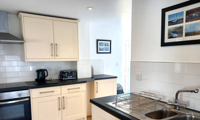 Trearddur Bay Apartamento | Apartamento moderno y espacioso, impresionantes vistas al mar, uso de piscinas climatizadas cubiertas