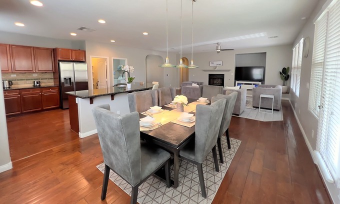 Nevada Trails Casa | Modern & Spacious Single Story Home - Open Floor Plan!