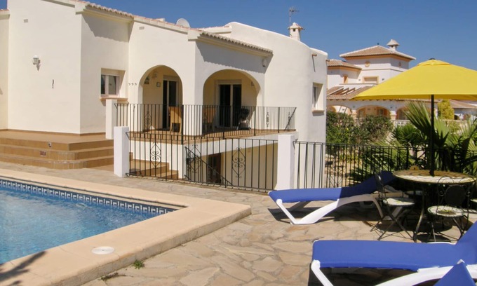 Benimeit Villa | Villa moderna y espaciosa en el jardín cerrado y aislado y piscina privada