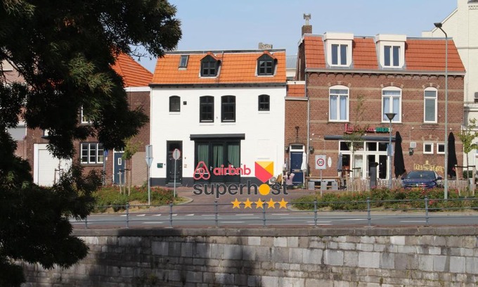 Roermond Apartamento | Modern Studio & Apartment Roermond