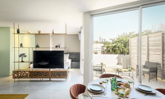 Tel Aviv City Center Apartamento | Modern Studio Apt with Balcony