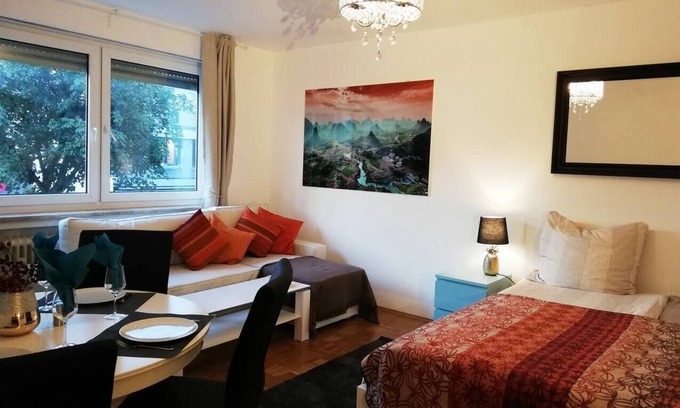 Dachau District Apartamento | Bonito apartamento estudio a solo 3 minutos de la estación de tren.