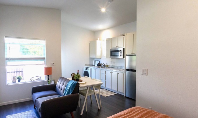 Culver - West Casa | Modern Studio House 🌞 Fully private & 5 min to beach