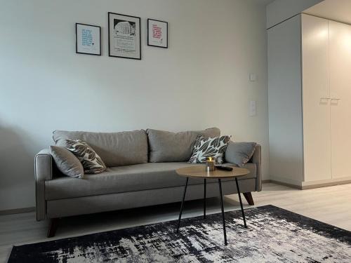 Keskinen District Apartamento | Modern Studio in Kalasatama, Hki