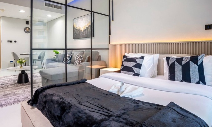 Dubai Production City Apartamento | Modern Studio in the heart of Dubai - The Crescent Tower B, IMPZ