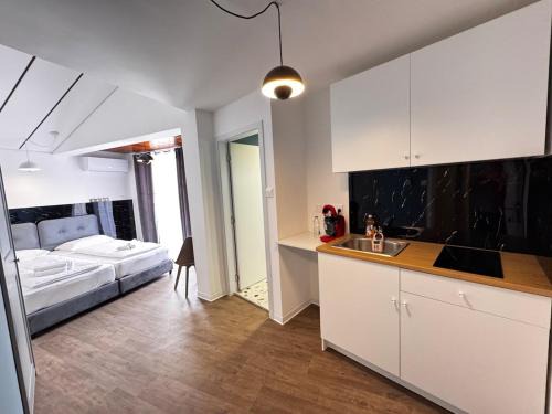Limassol Apartamento | Modern Studio N14 kitchenette private bathroom