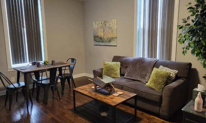 Corryville Apartamento | Modern style and comfort near UC