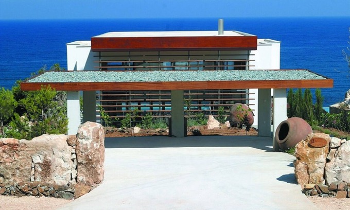 Latchi Villa | Villa moderna y elegante de 4 dormitorios, piscina privada y espectaculares vistas al mar, acceso directo a la playa.