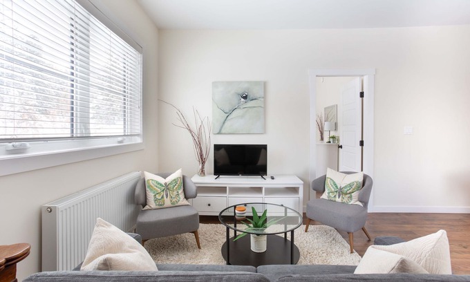 Nelson Apartamento | Modern suite with glacier view