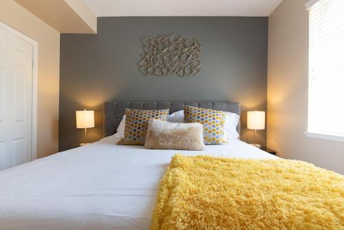 Valencia Apartamento | Modern Suitevipwifipool2 King Bedsac
