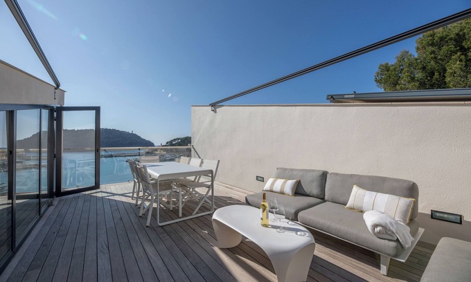 Puerto de Soller Casa | Moderna casa adosada con fantásticas vistas al Puerto de Sóller.