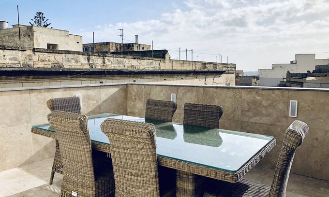 Sliema Casa | CASA ADOSADA MODERNA EN SLIEMA